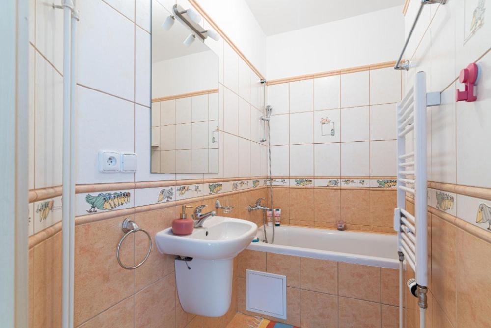 Apartman Na Rozhledne Chrudim Exteriör bild